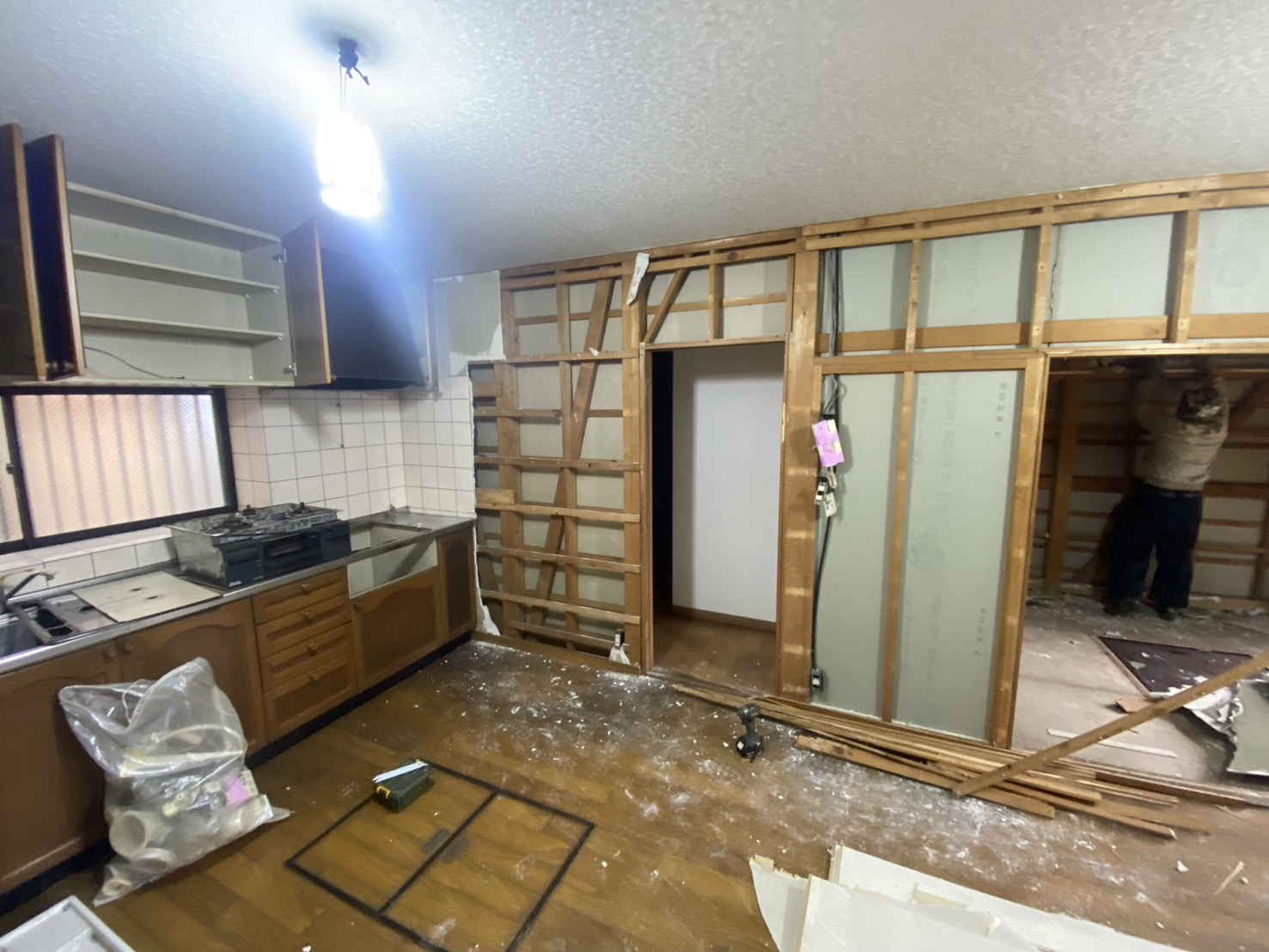 解体工事中①